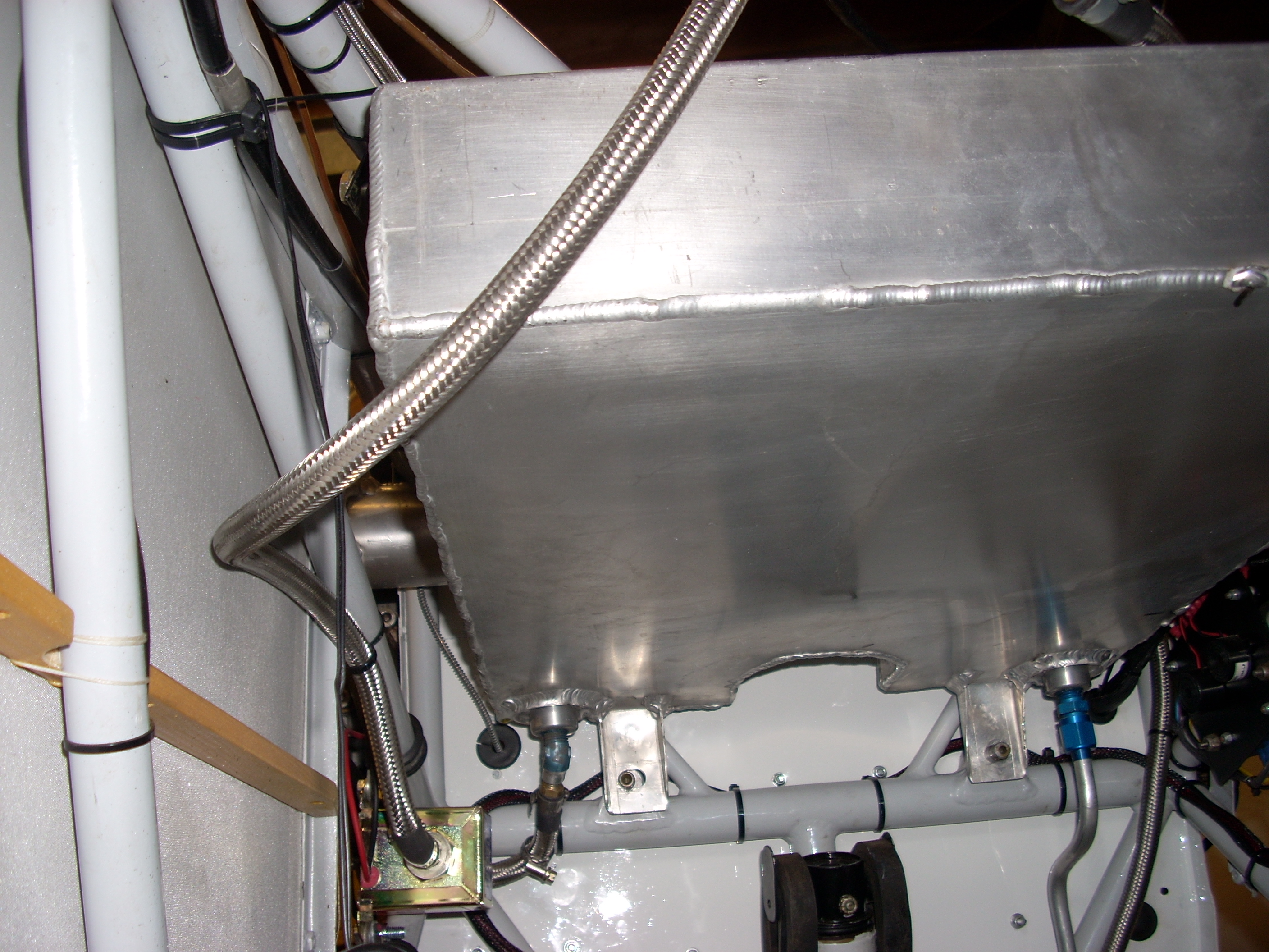 Aux tank.JPG